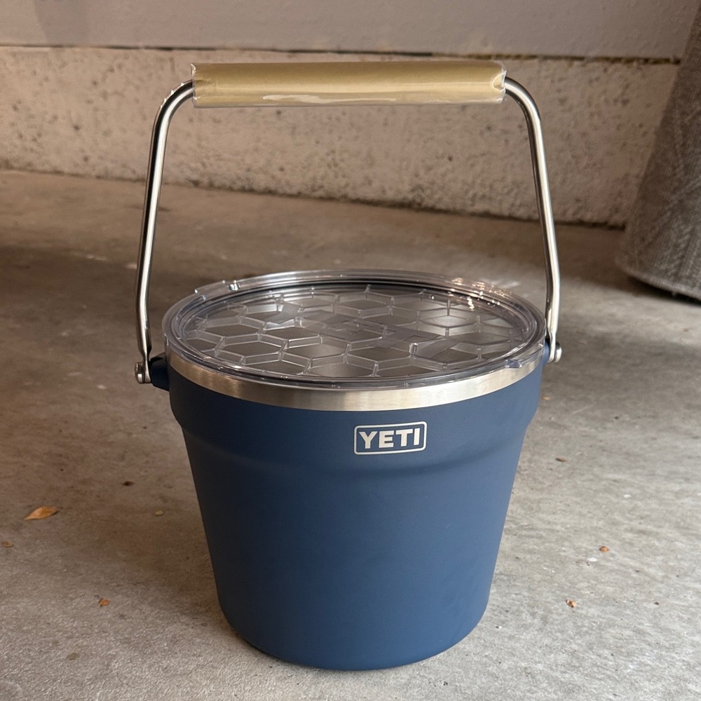 YETI Blue Insulated Bucket with Clear Lid